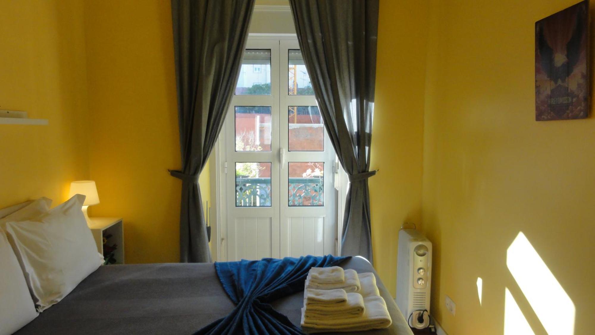 Santa Barbara Apartment ลิสบอน ภายนอก รูปภาพ